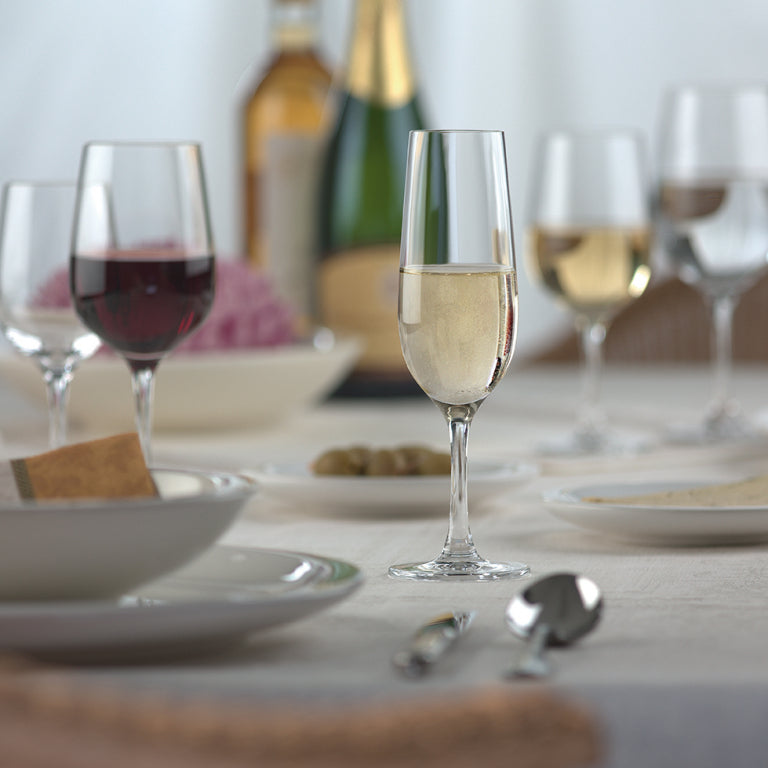 Schott Zwiesel Congresso Champagnerglas 24 Cl mit Moussierpunkt – 6 Stück