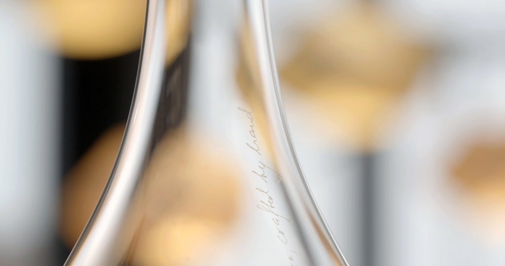 Zwiesel Glas Iconics Dekantierkaraffe 75 Cl mit Holzfuß