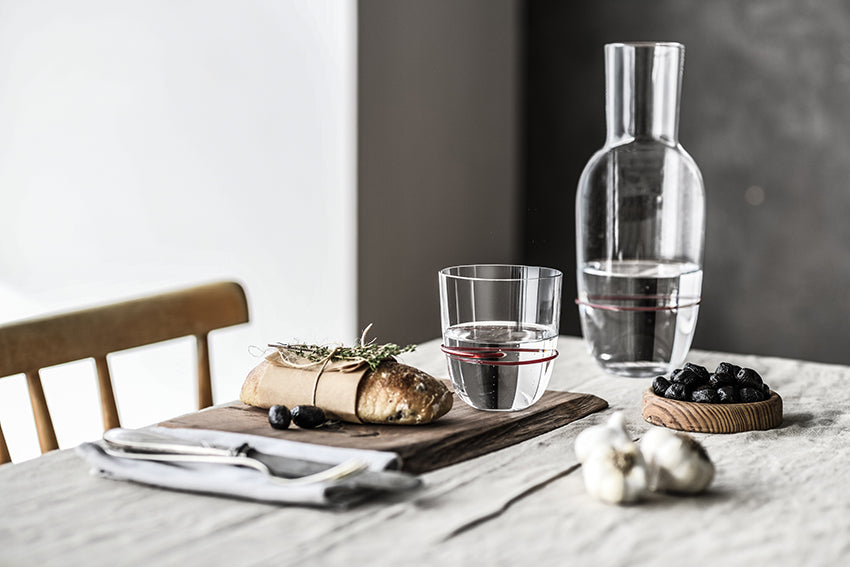 Zwiesel Glas Aura Set Karaffe mit 2 Tumblers Rot – 3 Stück