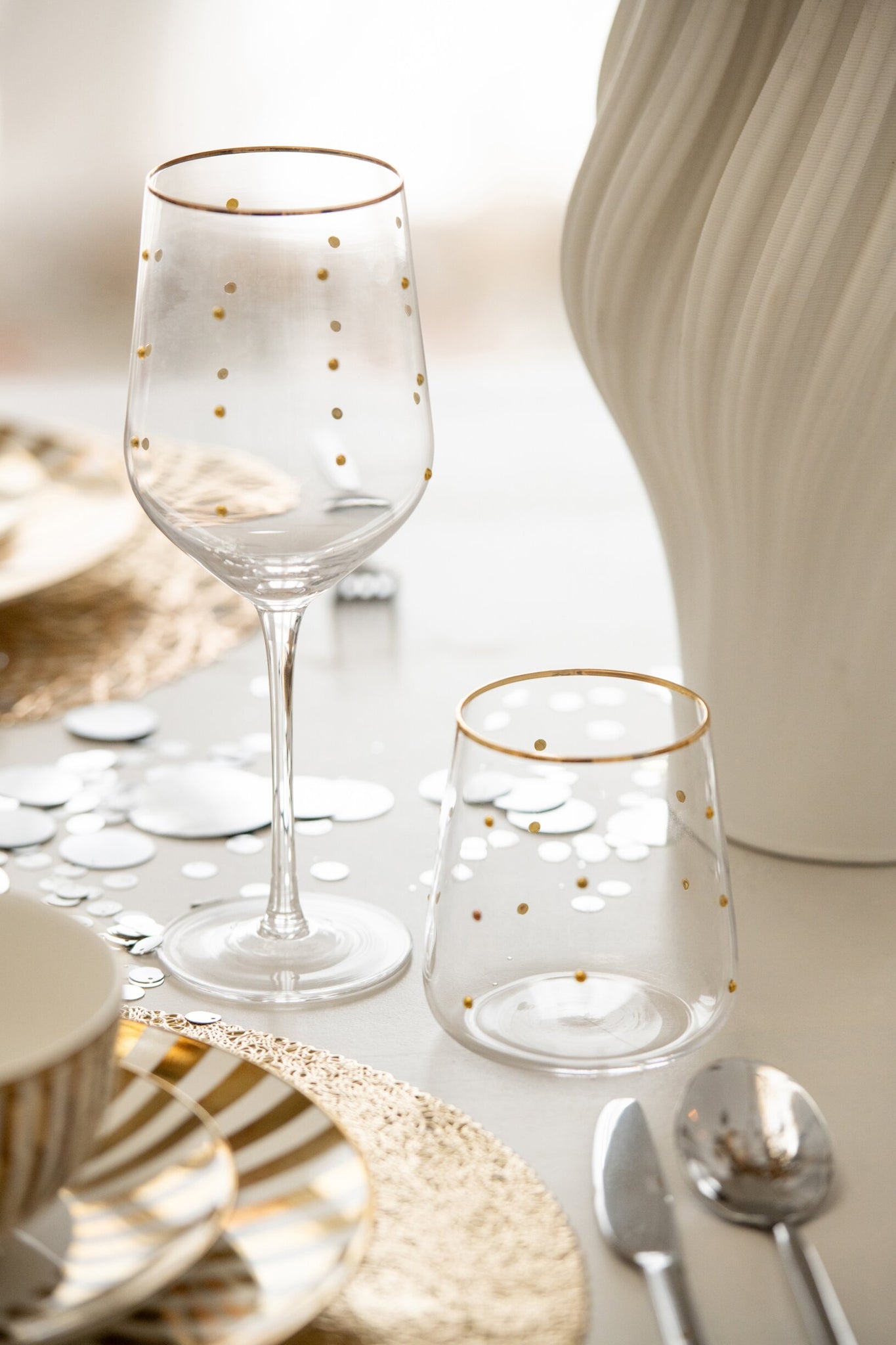 J-Line Wasserglas Punkte Transparent/Goldfarben