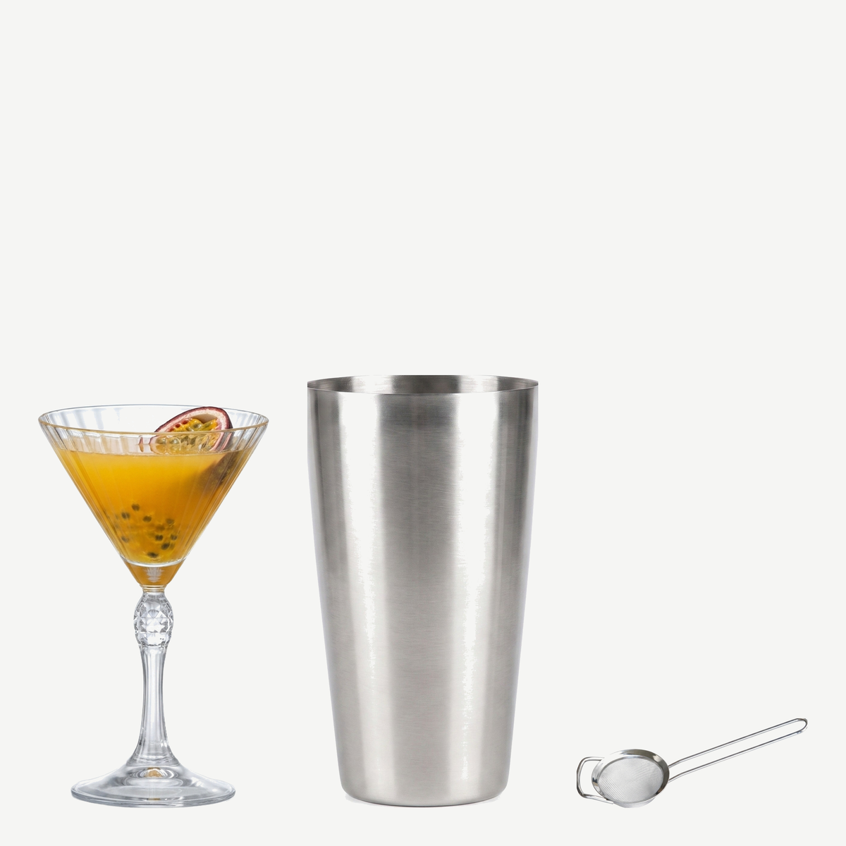 Espresso martini box met martiniglas, shaker en cocktailzeef