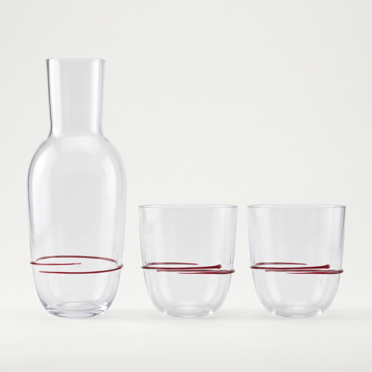 Zwiesel Glas Aura set karaf met twee lege tumblers rood