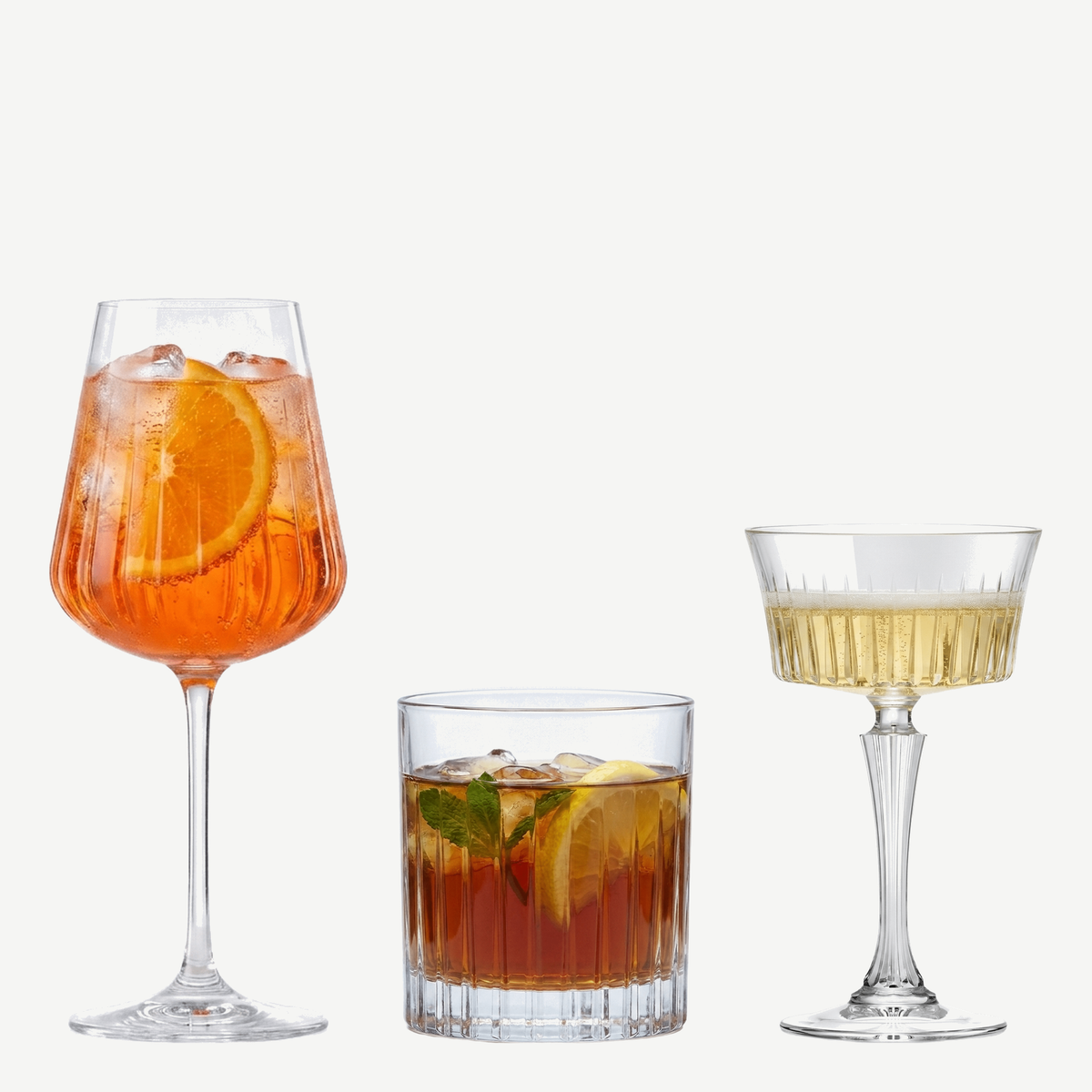 RCR Timeless barset met spritzglas, tumbler en coupe gevuld
